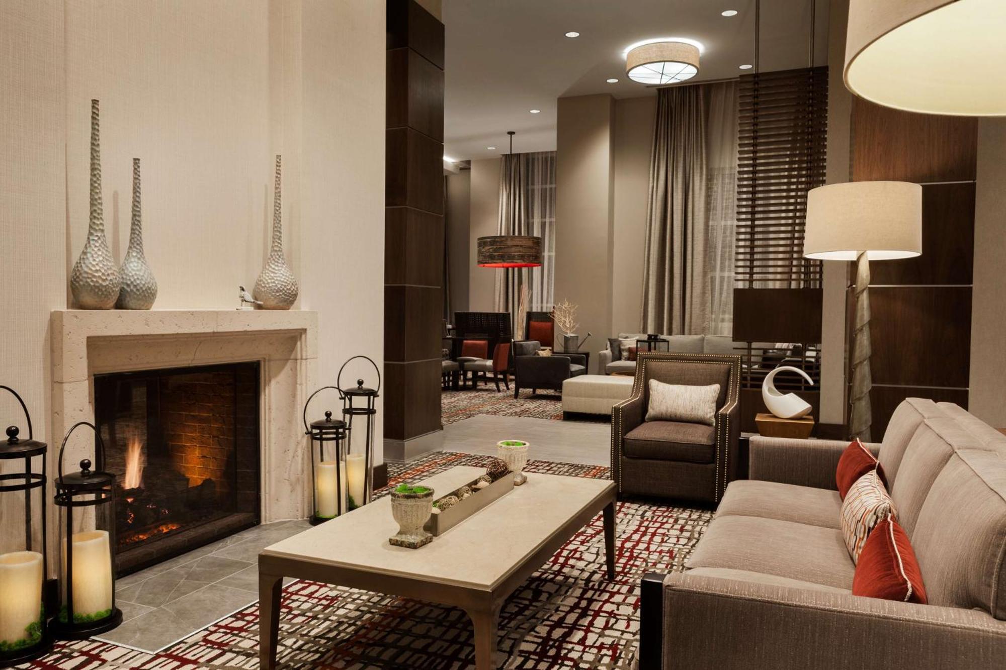 Hilton Garden Inn Charlotte Southpark Exteriör bild